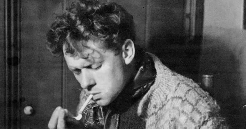 Nace Dylan Thomas el poeta que inspiró a "Bob Dylan"