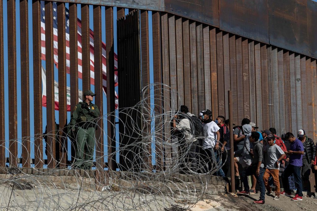 Anuncia SRE extensión de restricciones a frontera con EUA, por Covid-19
