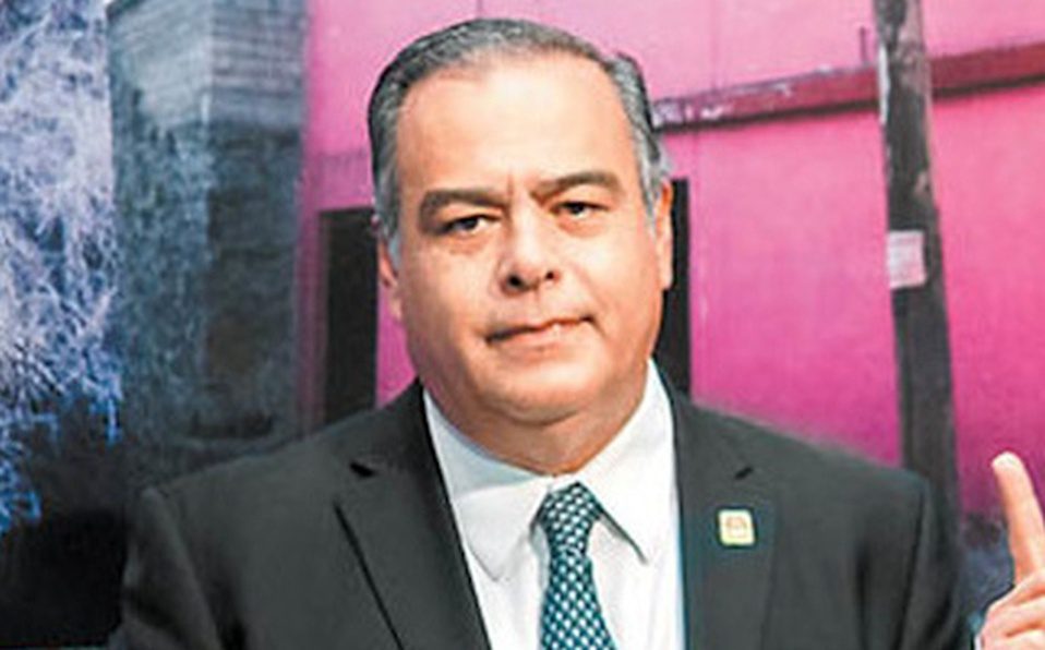 Catean en Morelos, casa de ex titular del Invi, Raymundo Collins