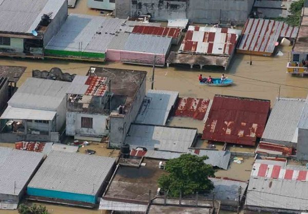 Gobernador de Tabasco señala que CFE debe reparar el daño por inundaciones