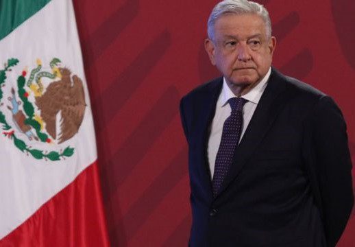 Demócratas hispanos piden a López Obrador que respalde a Joe Biden