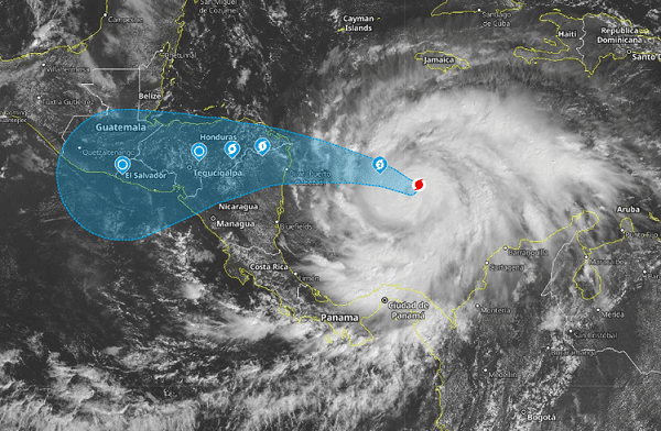 Se eleva a categoría 4 huracán 'Iota' y continúa avanzando por Centroamérica