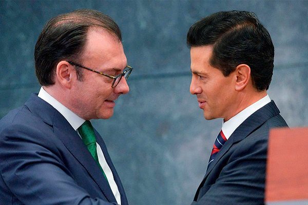 Revelan que FGR acusa a Peña Nieto de traición a la patria