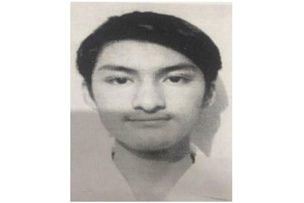 Prepa 5 UNAM expulsa a dos alumnos por broma a Jorge Barrera