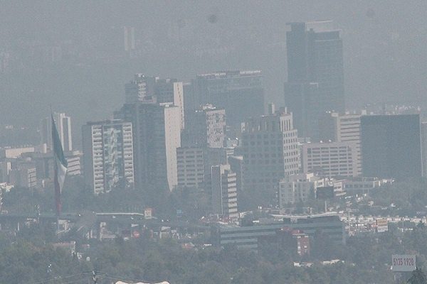 Valle de México amplia No Circula por máximos niveles de ozono