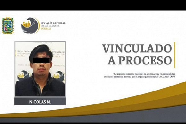 Exfuncionario causa muerte de tres mujeres al chocar su Mustang