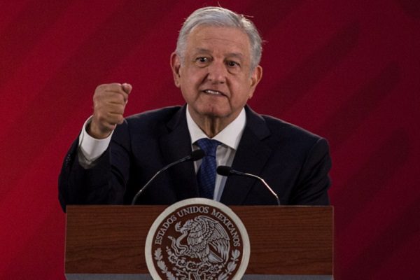"Autoritario y de mano dura" obligar al uso cubrebocas: AMLO