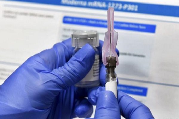 Moderna asegura que ya tiene “varios millones” de vacunas listas