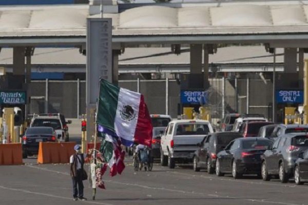 México y EU extienden cierre parcial de frontera por Covid-19