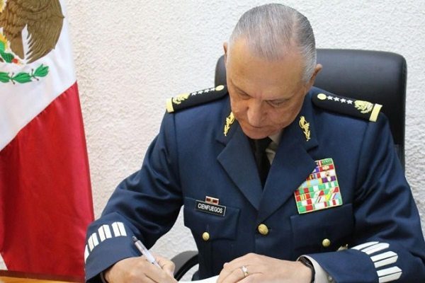 FGR confirma que Salvador Cienfuegos Zepeda ya está en México