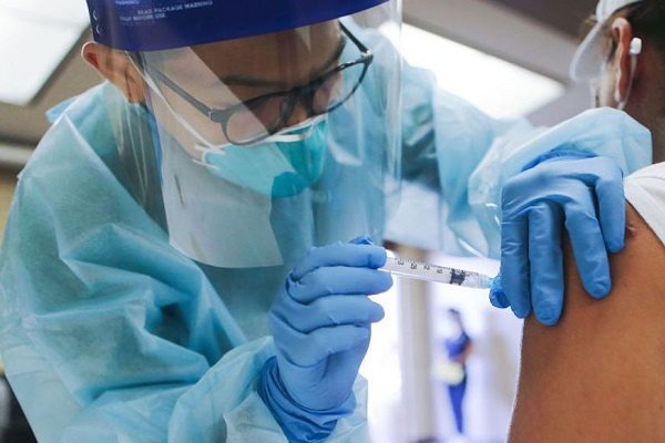 Pfizer solicita aprobar uso de emergencia de su vacuna contra Covid-19