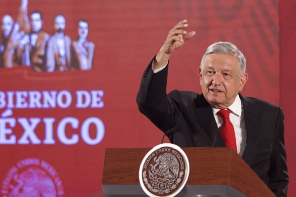 AMLO defiende estrategia de México contra la pandemia de Covid-19