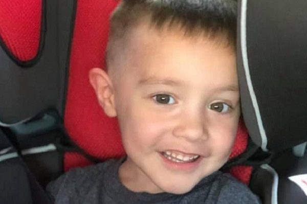 Pequeño de 4 años queda en orfandad tras perder a sus padres por Covid-19