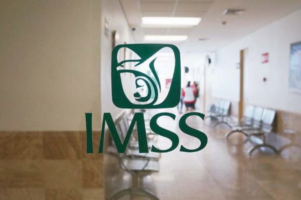 Procesan a dos funcionarios de alto rango del IMSS