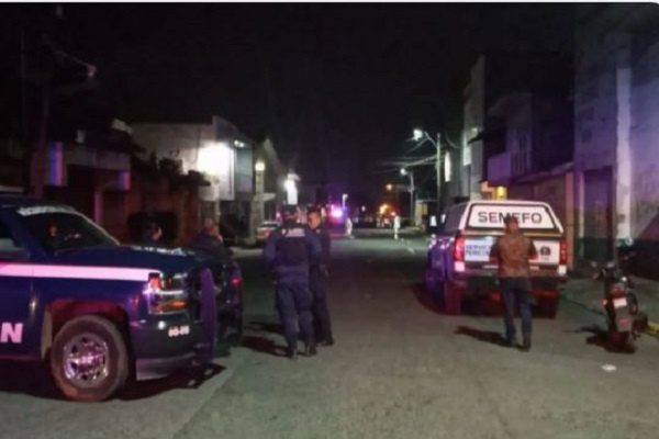 Dos muertos y 16 heridos tras ataque armado en Uruapan