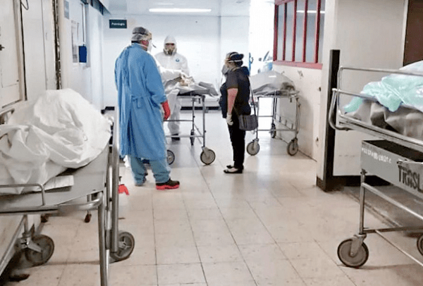AMLO niega que haya saturación en hospitales de la CDMX para atención de Covid-19