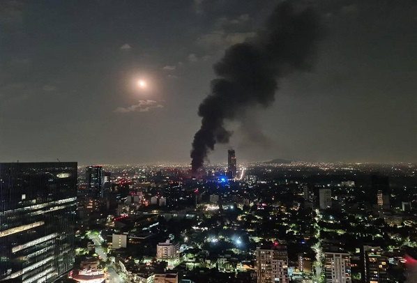 Se restablece luz tras incendio en la subestación de CFE en Coyoacán