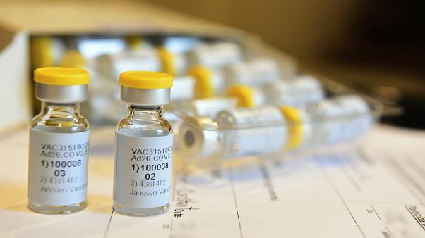 Vacuna de Johnson & Johnson costará menos de 10 dólares y saldría en 2021