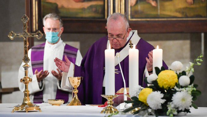 El Vaticano "aclara" dichos del papa Francisco sobre gays