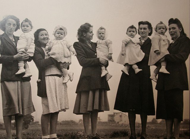 La maldad y violencia desplazó que "Las mujeres y niños primero" #ElOpinador