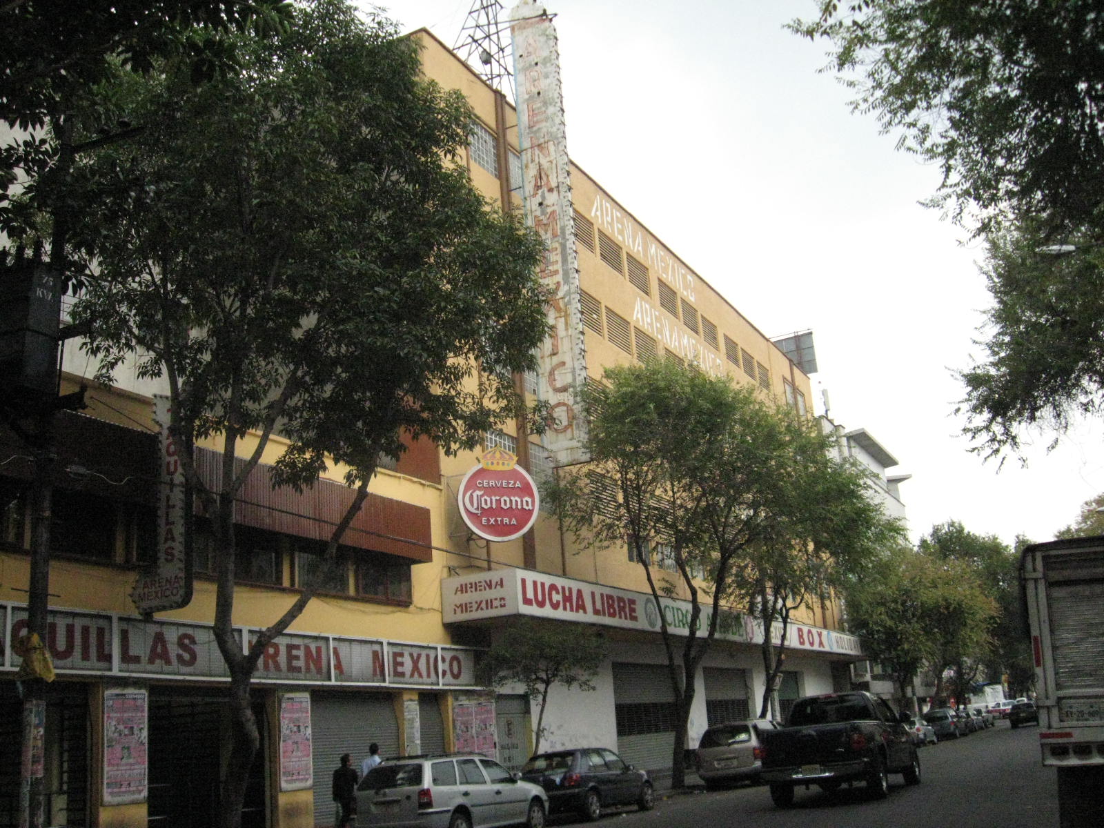 Historias de la Arena México en sus lúgubres túneles #VIDEO