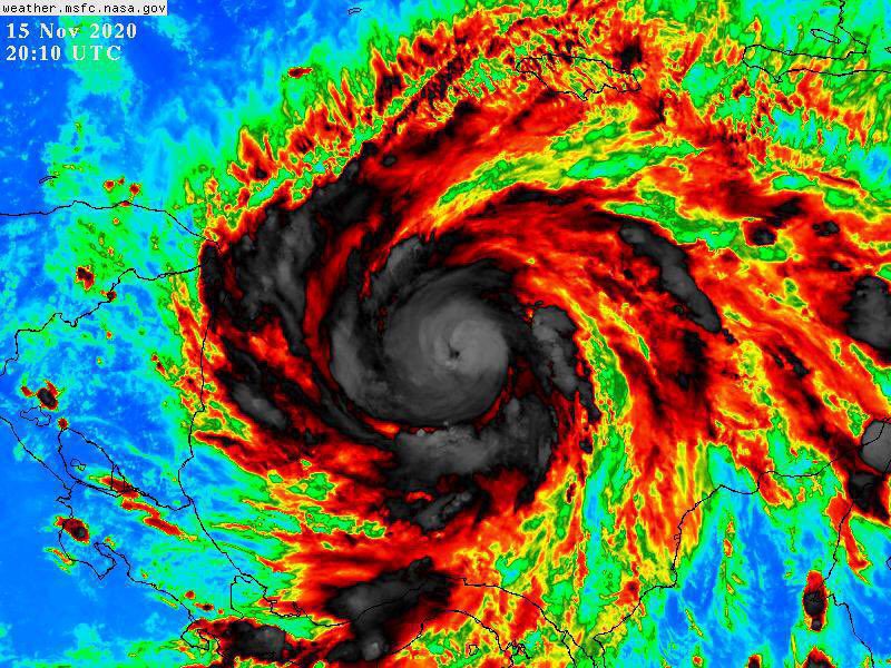 Iota se fortalece como huracán, rumbo a Centroamérica