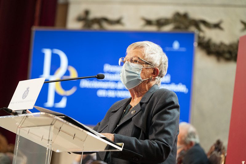 La RAE incorpora "trolear", y "fascistoide", entre otros términos