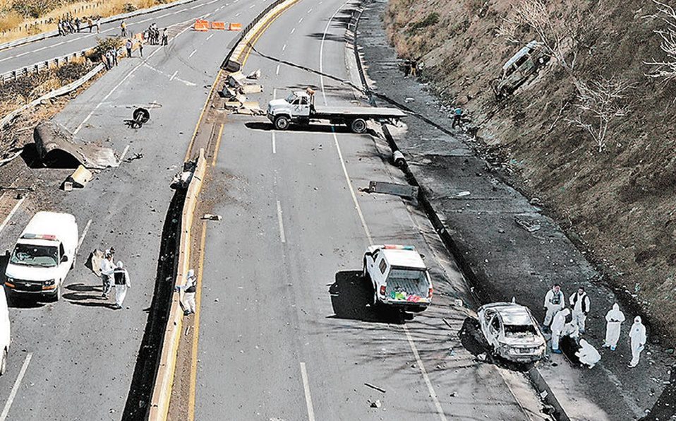 Muere única sobreviviente de explosión de pipa en Nayarit