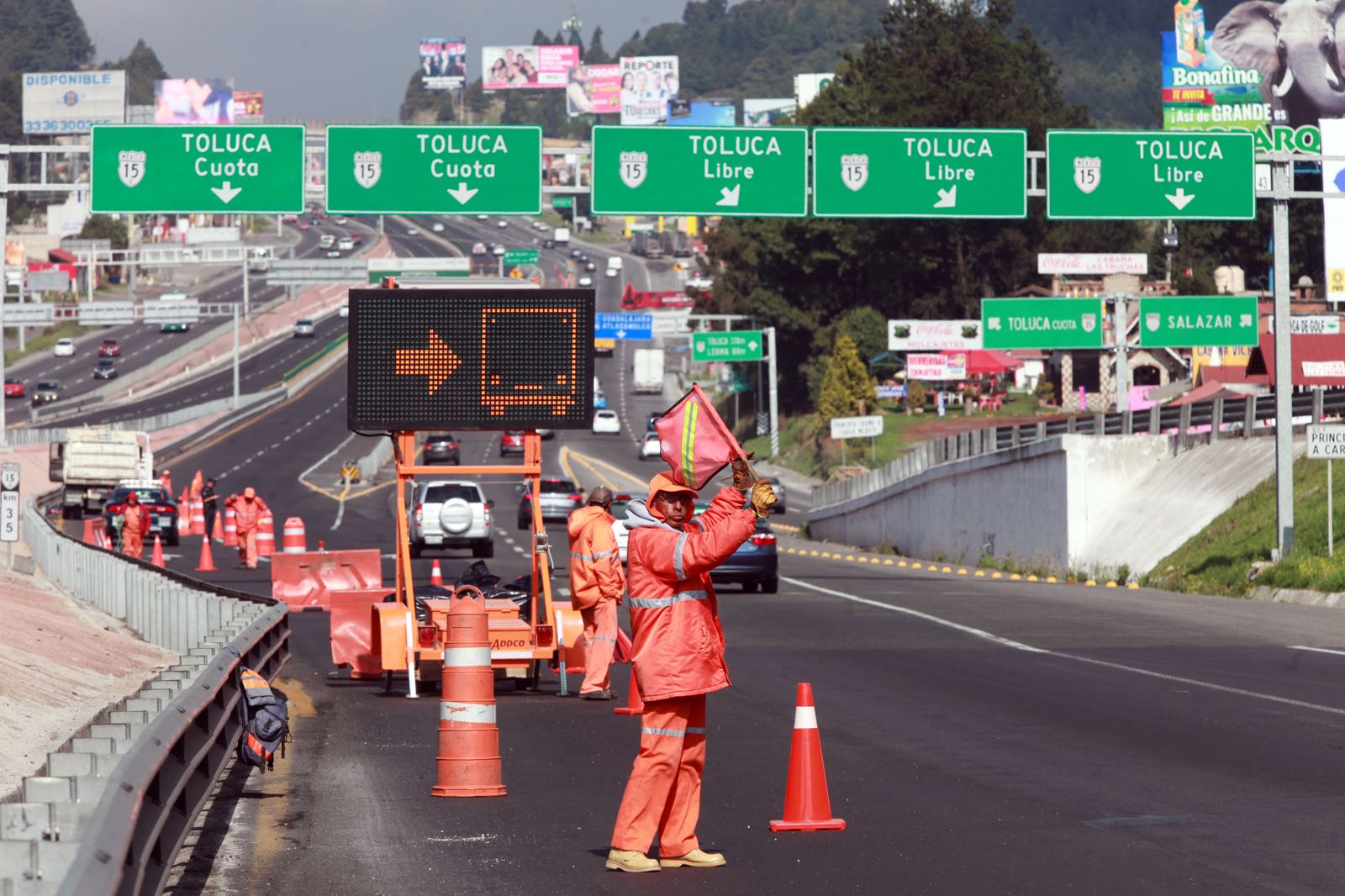Desde hoy cierran dos carriles de la carretera federal México-Toluca