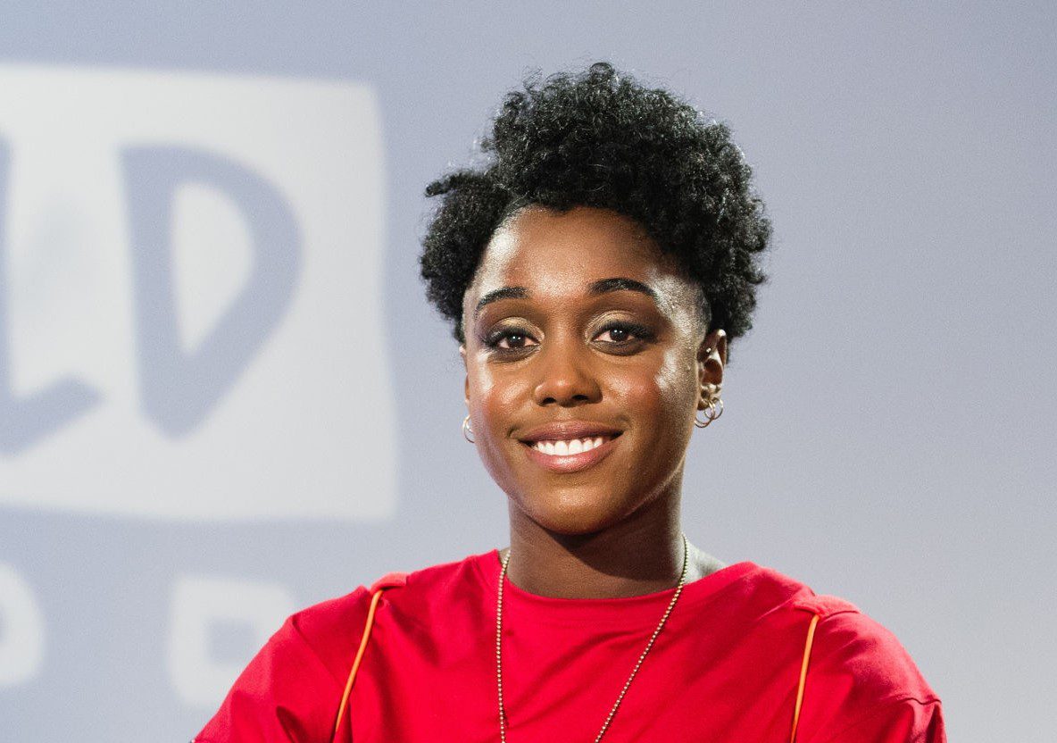Lashana Lynch confirma ser la primera mujer que interpreta al agente 007