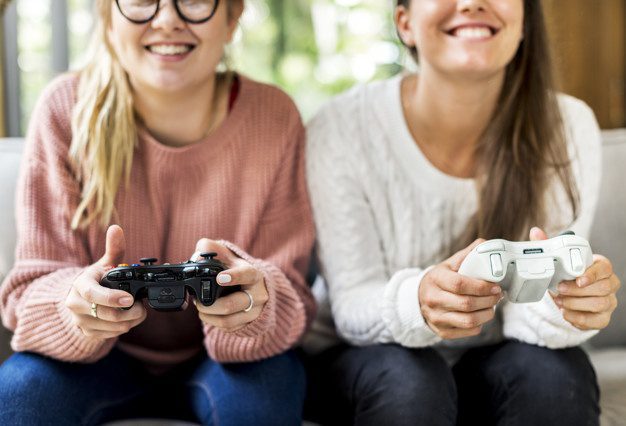 Aumenta afición de mujeres por videojuegos, afirma UNAM