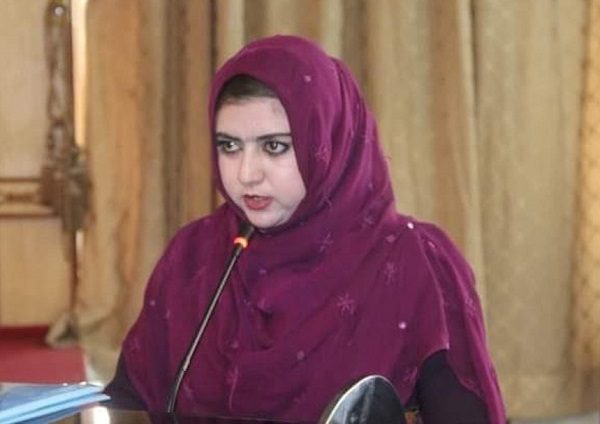 Es asesinada por el Estado Islámico periodista y activista afgana
