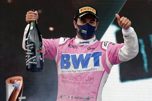 "Checo" Pérez sí firmará con Red Bull Racing para el 2021, Albon se queda de reserva
