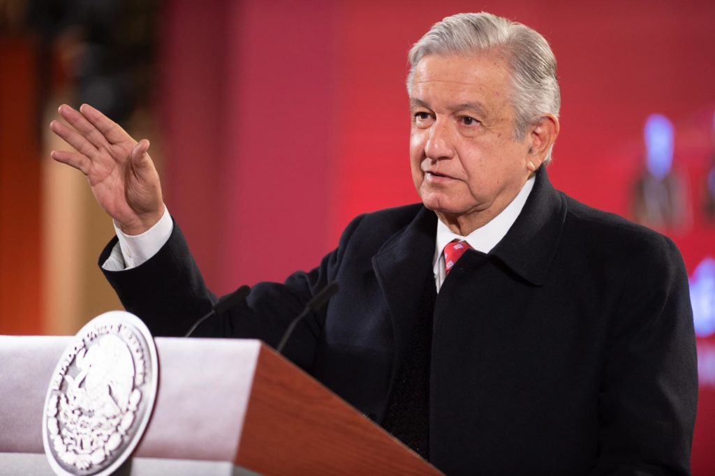 López Obrador reitera el llamado a quedarse en casa durante celebraciones de temporada