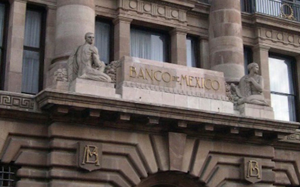 Congreso anuncia que sostendrá reunión con banqueros antes de aprobar Ley Banxico