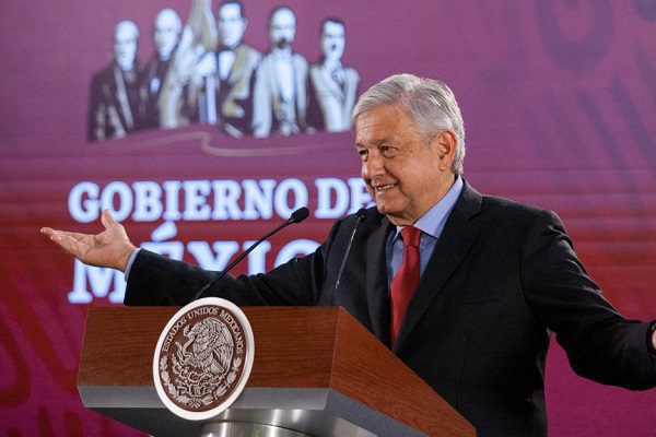 Plan nacional de vacunación se presentará el martes: AMLO