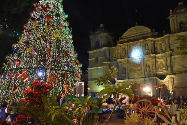 Por Covid-19, Oaxaca suspende eventos navideños