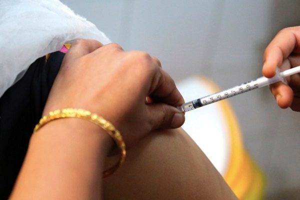 OMS censura posible vacunación obligatoria contra Covid-19