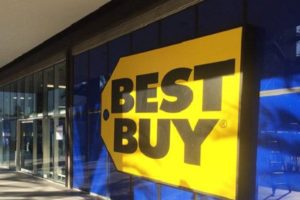 Steren anuncia que dará empleo a plantilla de Best Buy