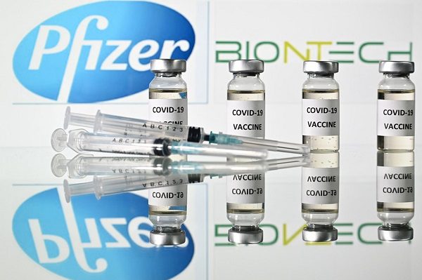 Comité de expertos recomienda a FDA aprobar vacuna de Pfizer