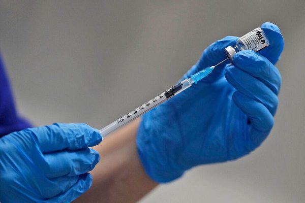 Estados Unidos planea comenzar vacunación masiva este lunes