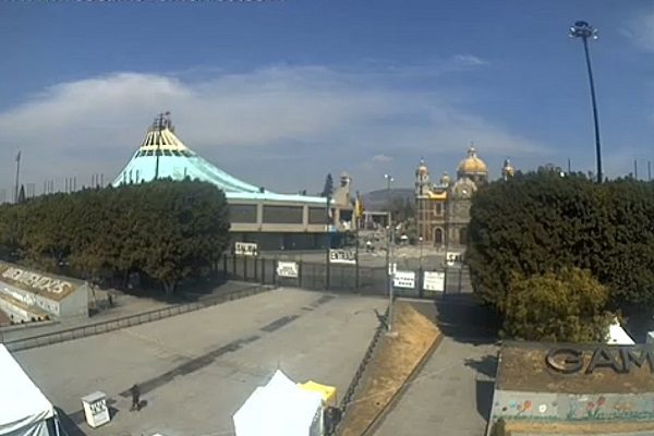 AMLO celebra responsabilidad de fieles ante pandemia de Covid-19