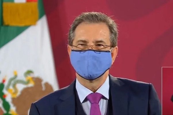 Esteban Moctezuma reitera regreso a clases solo con semáforo verde