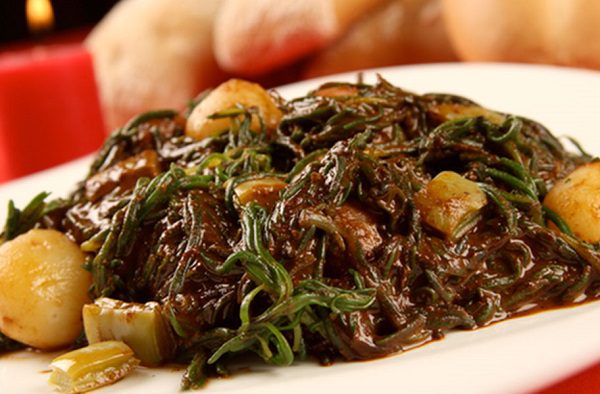 ¡No es broma! Los romeritos originalmente llevaban huevos de mosco