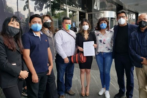 Padres de niños con cáncer denuncian a Rosario Piedra ante FGR