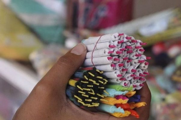 Habrá multas y arrestos en CDMX por tronar cohetes esta temporada decembrina