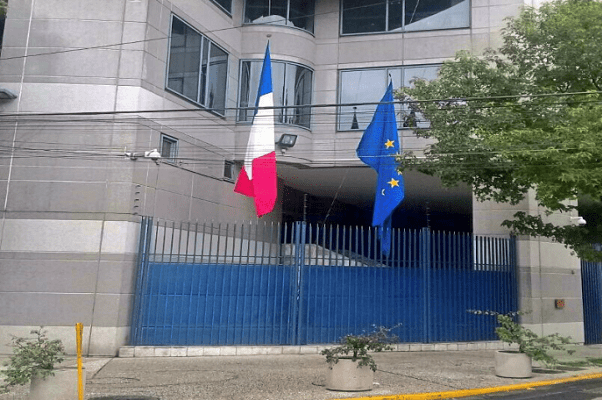 Embajada de Francia pide "energéticamente" evitar viajar a México