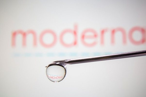 Canadá avala uso de vacuna de Moderna, tras EU