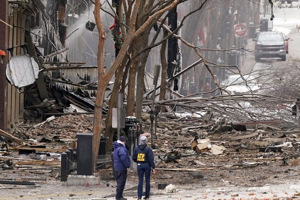 Autoridades investigan explosión en Nashville como un posible acto suicida