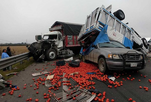 Nueve personas fallecieron en distintos choques vehiculares durante Navidad en Hidalgo